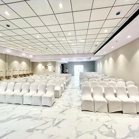 The Beacon Hotel ヴィシャーカパトナム エクステリア 写真