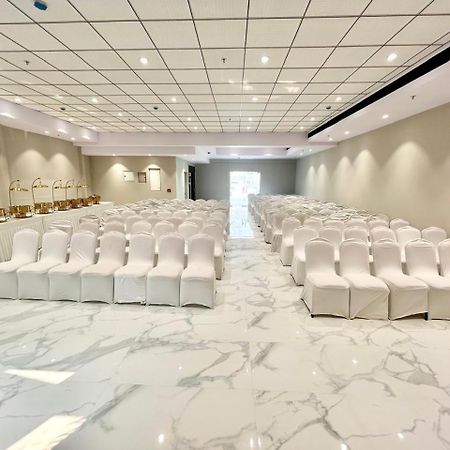 The Beacon Hotel ヴィシャーカパトナム エクステリア 写真