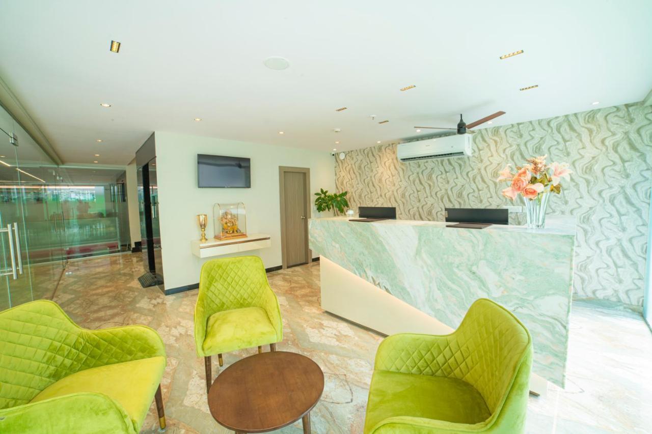 The Beacon Hotel ヴィシャーカパトナム エクステリア 写真